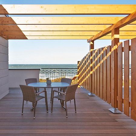 Aparthotel Waterkant Suites - Fewos Am Meer Mit Spa 보르게렌데레트비슈 외부 사진