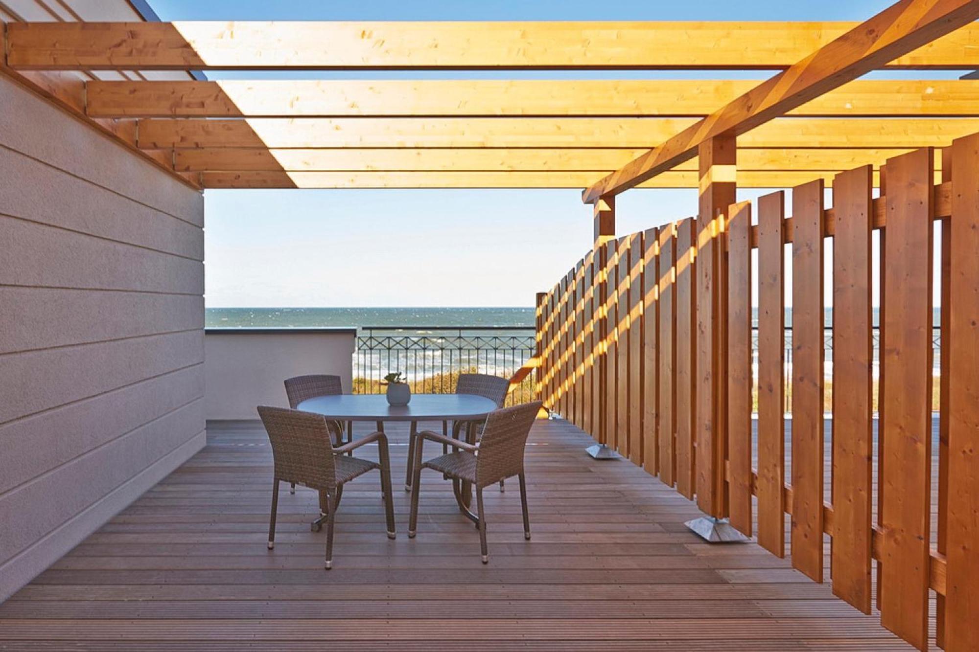 Aparthotel Waterkant Suites - Fewos Am Meer Mit Spa 보르게렌데레트비슈 외부 사진
