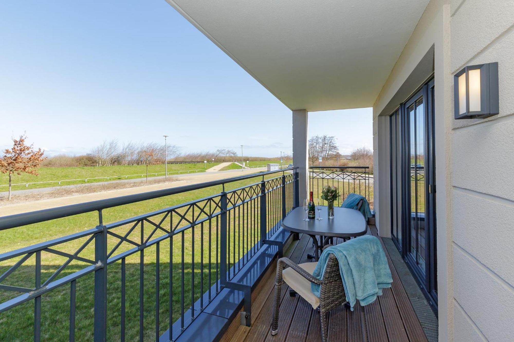 Aparthotel Waterkant Suites - Fewos Am Meer Mit Spa 보르게렌데레트비슈 외부 사진