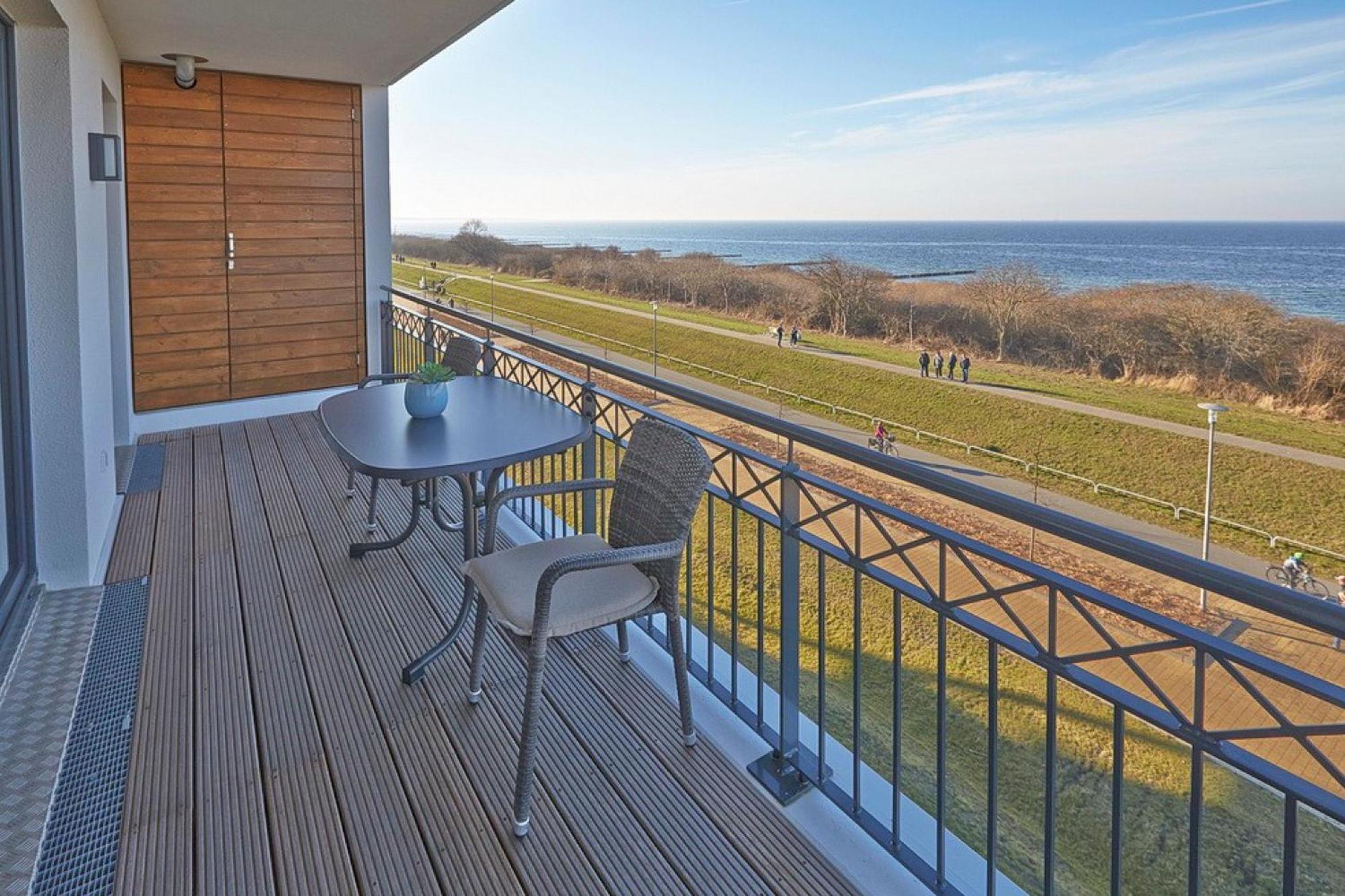Aparthotel Waterkant Suites - Fewos Am Meer Mit Spa 보르게렌데레트비슈 외부 사진
