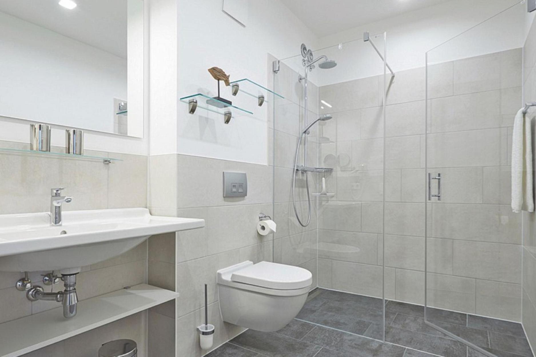 Aparthotel Waterkant Suites - Fewos Am Meer Mit Spa 보르게렌데레트비슈 객실 사진